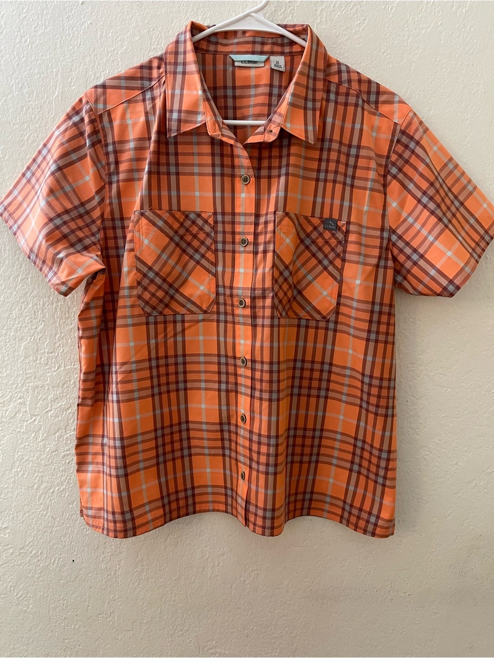 L.L. Bean Orange and Brown Plaid Short-Sleeve Button-Down Shirt Size Medium